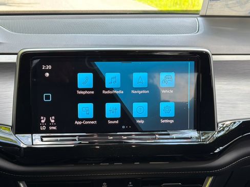 New 2026 Volkswagen Atlas Cross Sport SE AWD/4WD image 22