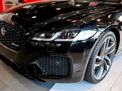 Used 2024 Jaguar XF R-Dynamic SE image 10