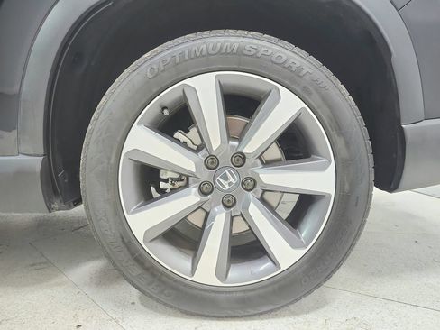Used 2025 Honda Pilot Elite image 19