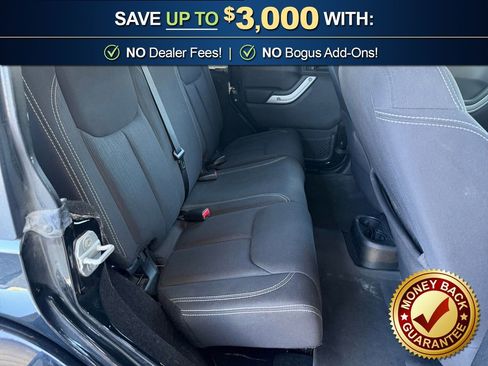 Used 2013 Jeep Wrangler Unlimited Sahara image 23