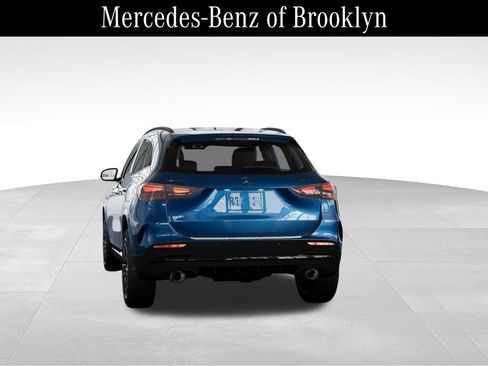 Used 2025 Mercedes-Benz GLA 35 AMG 4MATIC image 26