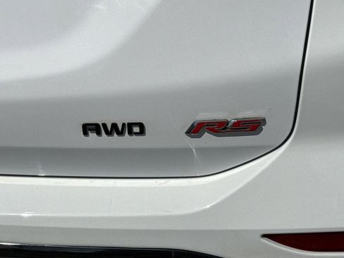 Used 2023 Chevrolet Equinox RS image 8