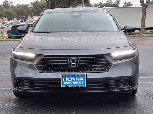 Used 2023 Honda Accord LX image 2