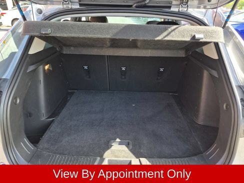 Used 2025 Chevrolet Trax LT w/ LT Convenience Package FWD image 26