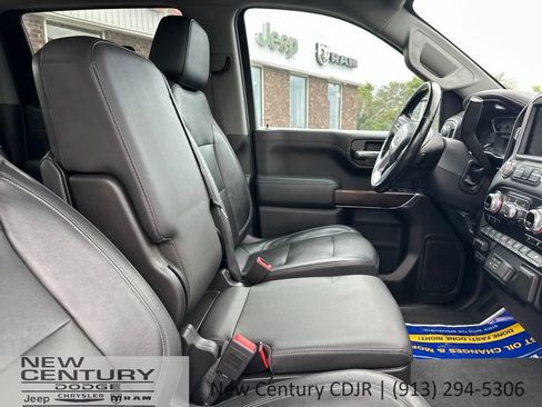 Used 2020 GMC Sierra 1500 SLT w/ Driver Alert Package II AWD/4WD image 31