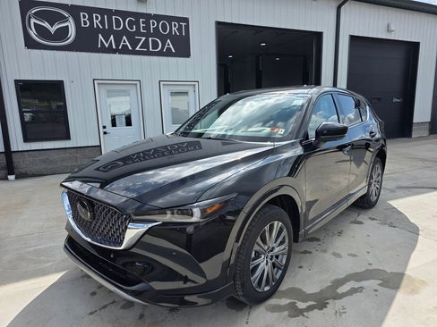 New 2025 MAZDA CX-5 Signature image 1