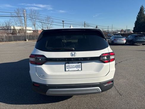 New 2025 Honda Pilot EX-L image 6