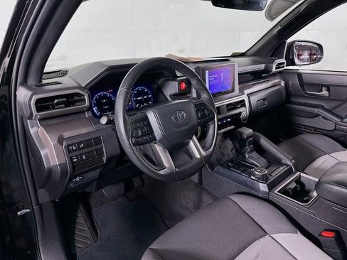 Used 2024 Toyota Tacoma TRD Off-Road image 11