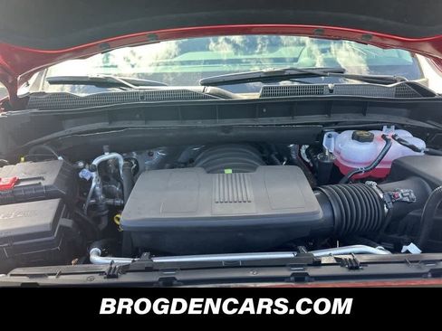 New 2024 GMC Sierra 1500 AT4 w/ Technology Package image 10