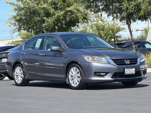 Used 2014 Honda Accord Touring image 5
