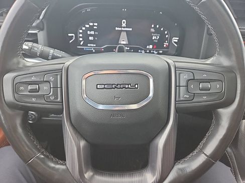 Used 2024 GMC Yukon Denali Ultimate AWD/4WD image 23