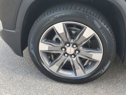 Used 2019 GMC Acadia SLT image 11
