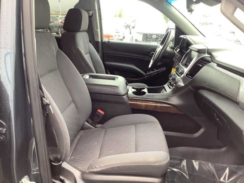 Used 2019 Chevrolet Suburban 4WD w/ Enhanced Driver Alert Package image 15