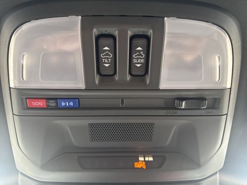 Certified 2025 Subaru Crosstrek 2.5i Sport w/ Crosstrek Mirror Package image 23