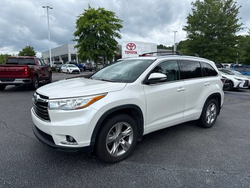 Used 2016 Toyota Highlander Limited Platinum AWD/4WD image 1