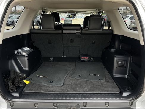 Used 2021 Toyota 4Runner SR5 Premium w/ Moonroof Package image 27