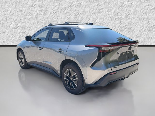 Used 2026 Toyota bZ FWD image 5