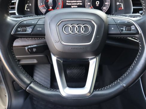 Used 2020 Audi Q8 Premium w/ Black Optic Package AWD/4WD image 12