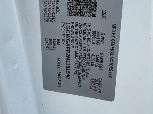 Used 2021 Chevrolet Express 2500 w/ Driver Convenience Package image 14