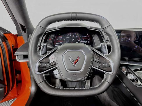 Used 2025 Chevrolet Corvette Stingray Convertible w/ 1LT RWD image 11