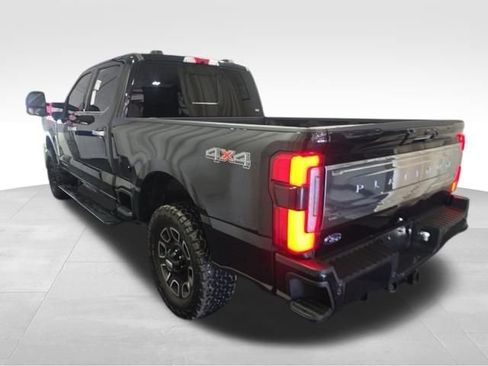 Used 2024 Ford F250 Platinum AWD/4WD image 5