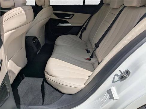 New 2026 Mercedes-Benz E 350 4MATIC Sedan image 14
