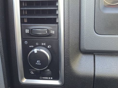 Used 2017 RAM 1500 Big Horn image 24