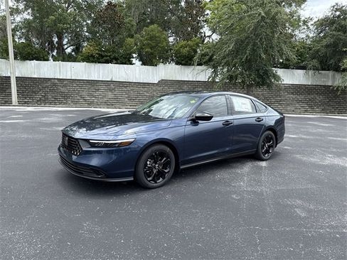 New 2025 Honda Accord SE image 9
