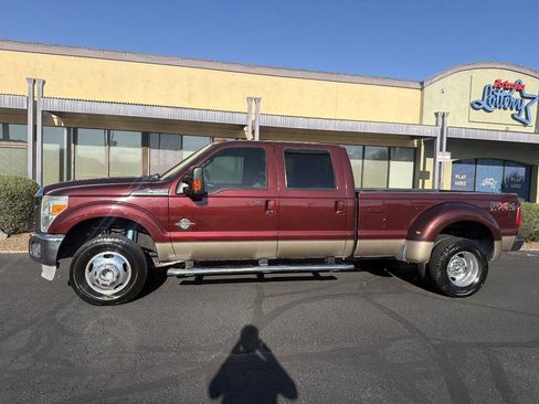 Used 2011 Ford F350 Lariat w/ Lariat Interior Pkg AWD/4WD image 4