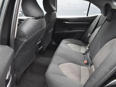 Used 2021 Toyota Camry LE FWD image 16