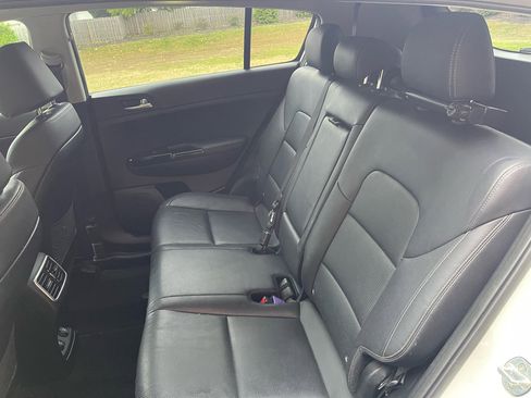 Used 2019 Kia Sportage SX image 19