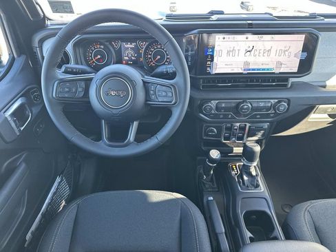 New 2026 Jeep Gladiator Sport AWD/4WD image 17