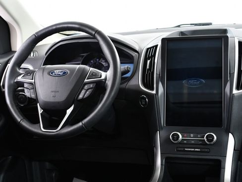 Used 2024 Ford Edge SEL w/ Convenience Package image 8