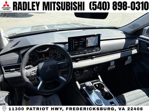 New 2026 Mitsubishi Outlander AWD image 20