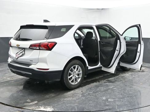 Used 2024 Chevrolet Equinox LT image 55