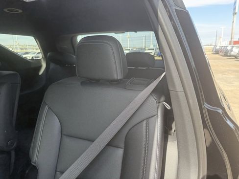 New 2026 Chevrolet Traverse LT image 30