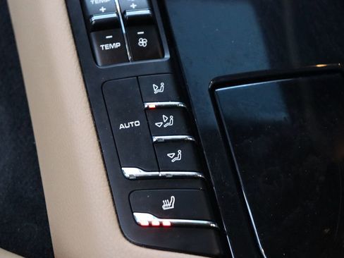 Used 2016 Porsche Panamera Edition w/ Premium Package Plus image 27