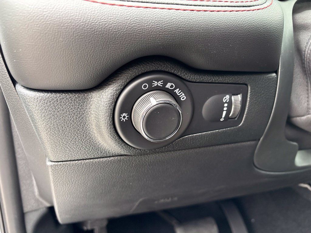 New 2027 Dodge Durango GT AWD/4WD image 12