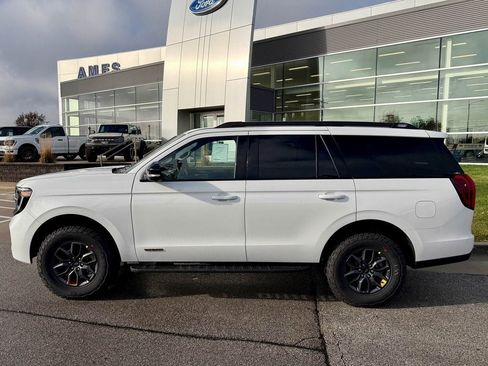 New 2025 Ford Expedition Tremor image 2