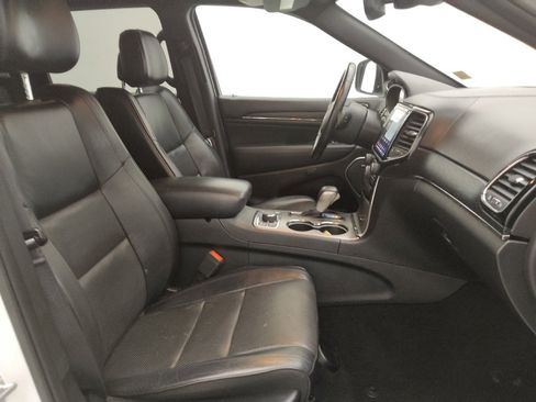 Used 2019 Jeep Grand Cherokee High Altitude AWD/4WD image 21