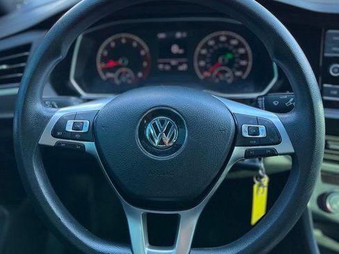 Used 2019 Volkswagen Jetta FWD image 16