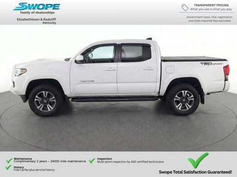 Used 2017 Toyota Tacoma TRD Sport w/ Tow Package RWD image 9