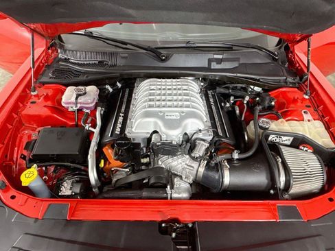 Used 2019 Dodge Challenger SRT Hellcat RWD image 27