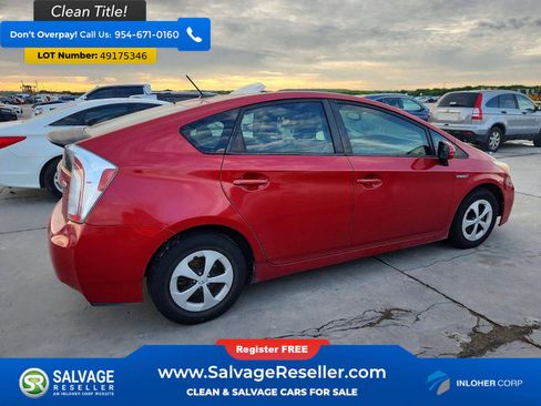 Used 2013 Toyota Prius Four image 4