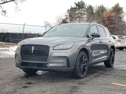 New 2026 Lincoln Corsair Premiere image 2