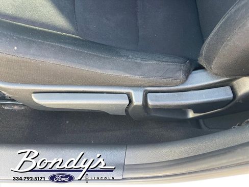 Used 2024 Nissan Sentra S image 9