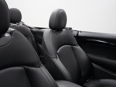 Certified 2024 MINI Cooper S image 30