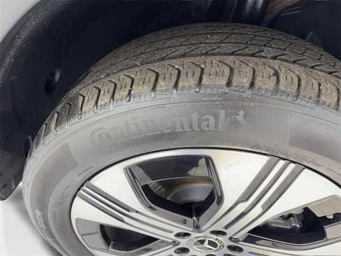 Used 2024 Mercedes-Benz EQB 300 4MATIC w/ Winter Package image 88