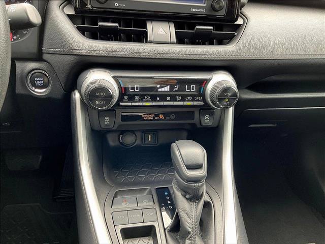 Used 2021 Toyota RAV4 XLE w/ Convenience Package FWD image 23