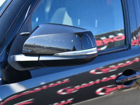 Used 2023 Toyota Tacoma TRD Off-Road w/ Technology Package image 13